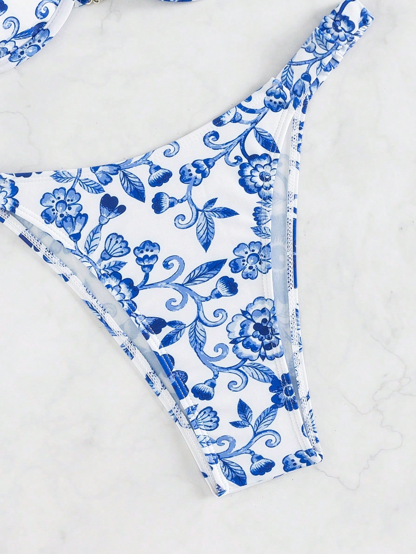 Verão 2025 - Conjunto de Bikini com aros e impressão floral de verão para praia