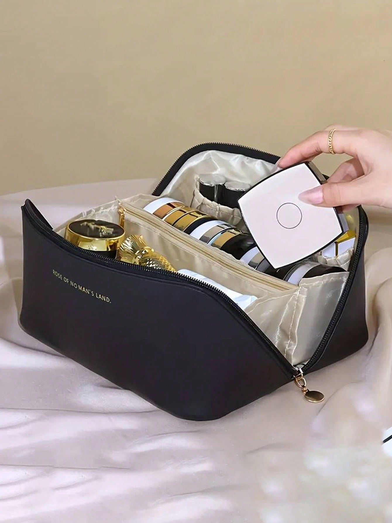 Bolsa de Cosméticos em Couro PU Impermeável, Organizador de Maquiagem, Bolsa de Higiene Portátil, Nécessaire em Couro PU Impermeável para Produtos de Beleza, Bolsa de Maquiagem de Grande Capacidade com Compartimentos em Camadas Duplas, Nécessaire Espaçoso